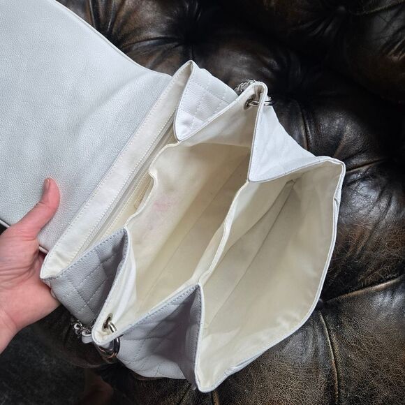 CHANEL Shoulder Bag Caviar Skin Leather White Women's z5577 - Picture 11 of 15